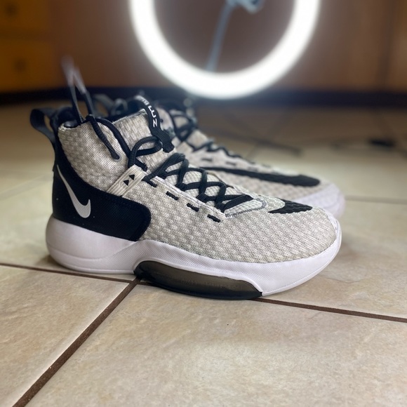 Nike Zoom Rize TB Team Basketball Shoes White Black BQ5468-100 Mens Size 7 - Picture 3 of 9